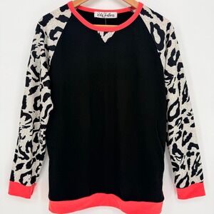Wild Feathers NWT Leopard‎ Raglan Sweatshirt Black Coral Pink Long Sleeve Med